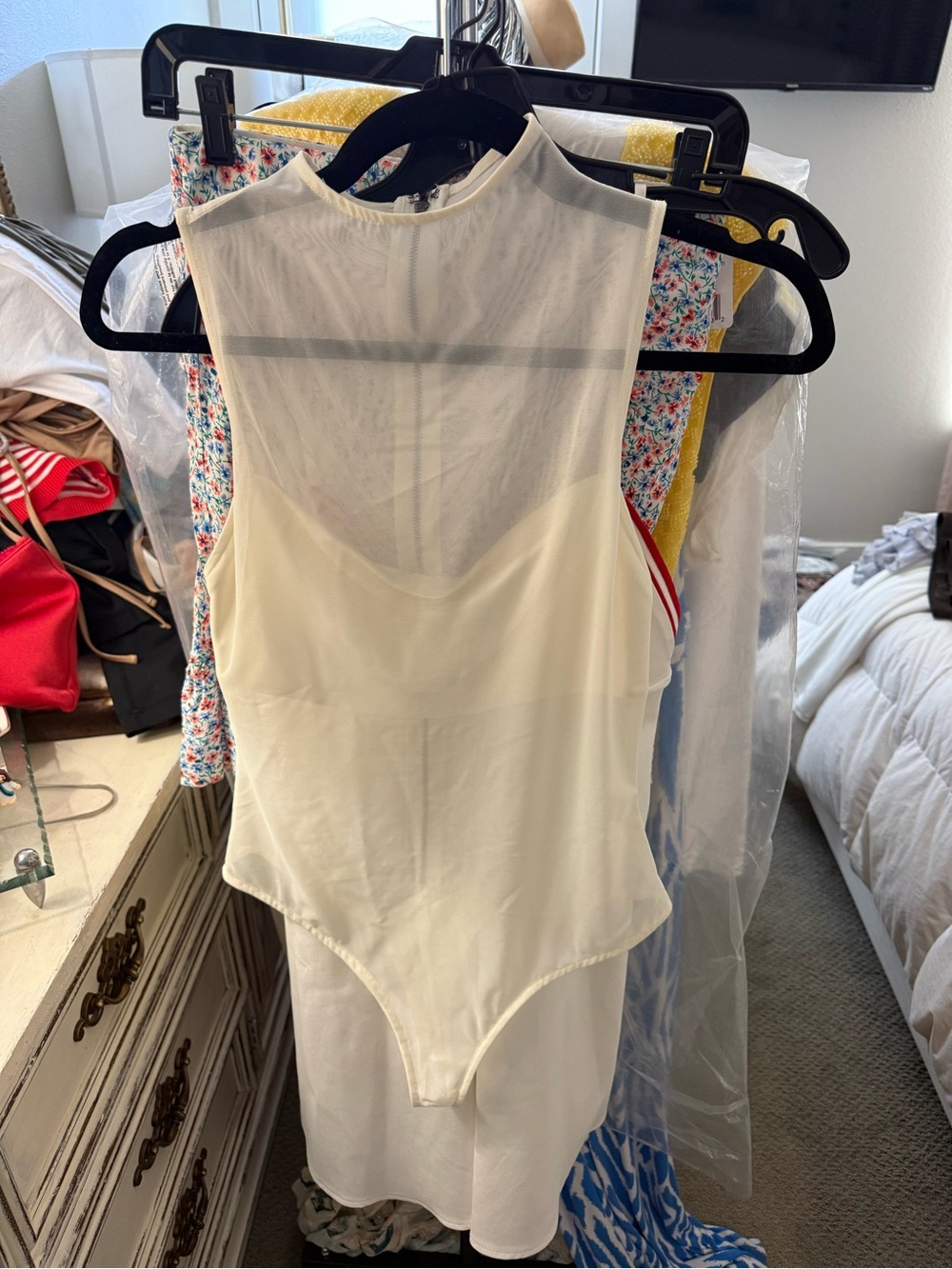 Alice + Olivia Ivory Sheer-Panel Lace-Trim Bodysuit